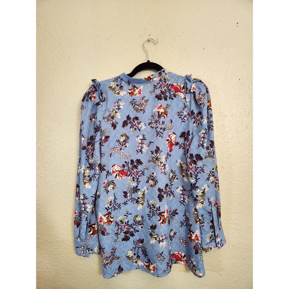 Ann Taylor Women's Blue Floral Print Long Sleeves Button Down Shirt Top Size LP - Picture 2 of 6